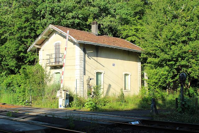 Corrèze - Estivals - passage à niveau