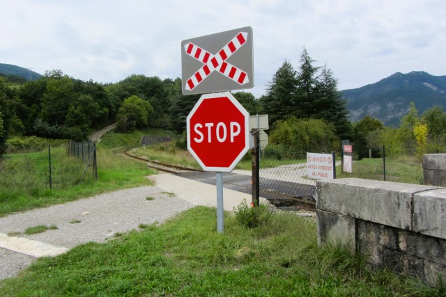 Drôme - Die - passage à niveau