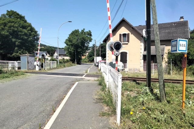 Lozère - Mende - passage à niveau