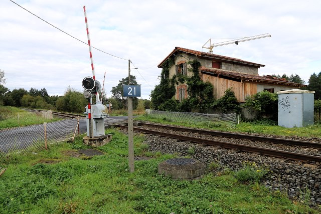 Puy de Dôme - Saint Jean d'Heurs - passage à niveau